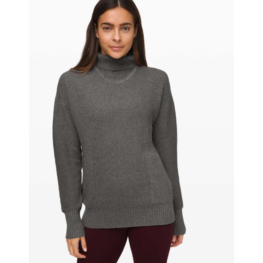 Lululemon cozy calling turtleneck grey L